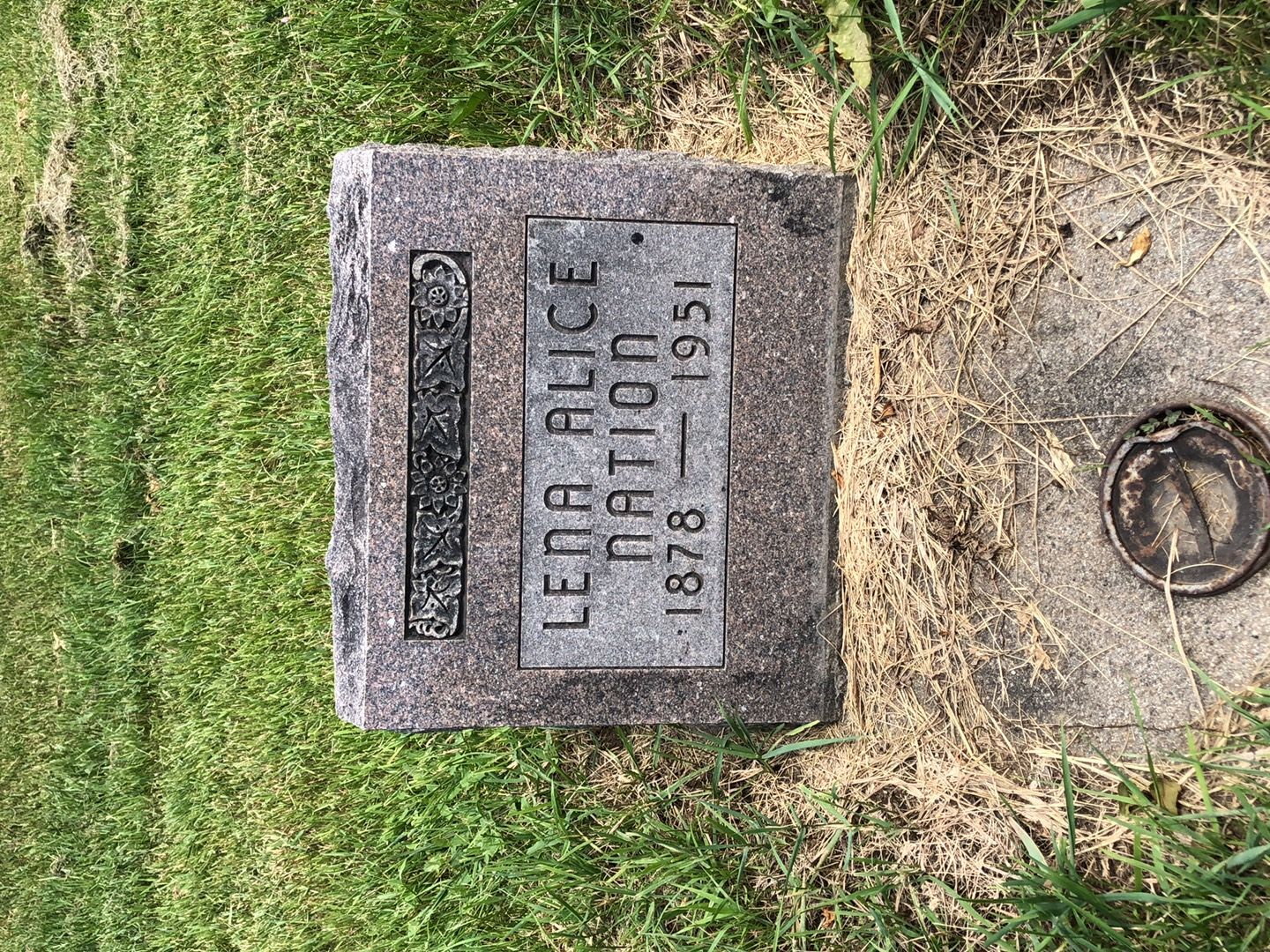 Lena Alice Nation's grave. Photo 1