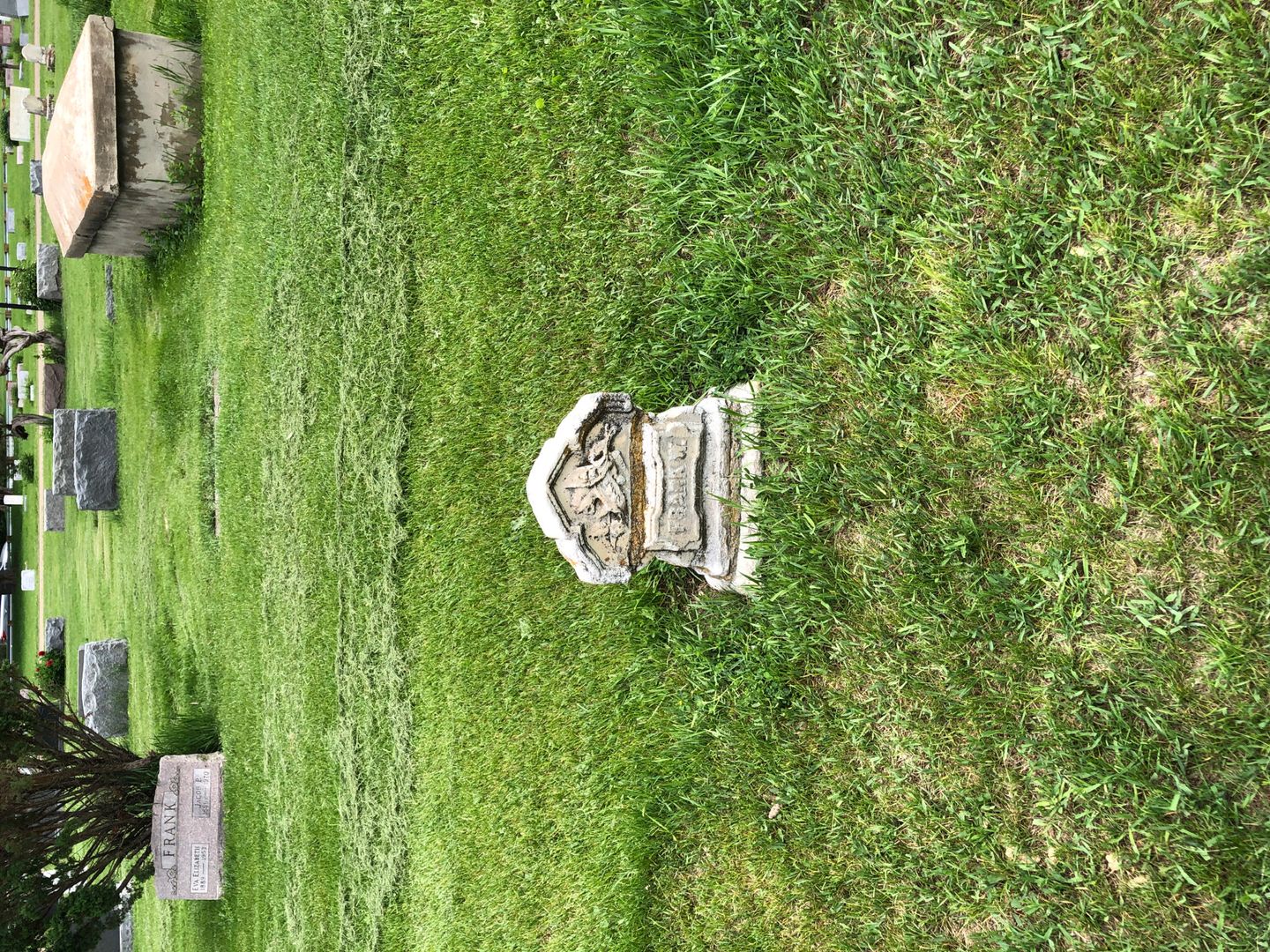 Frank W. Quigley's grave. Photo 1